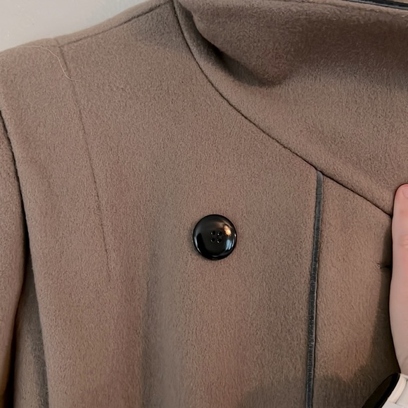 Cedarhurst Classics Wear in Good Health Taupe Tan Wool Coat - Picture 7 of 16